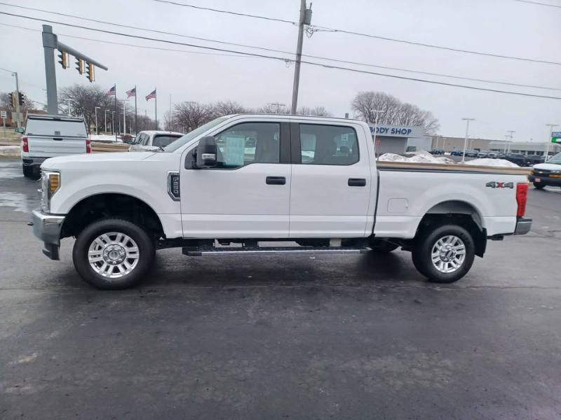 Ford F-250 SD XL Crew Cab 4WD 2019