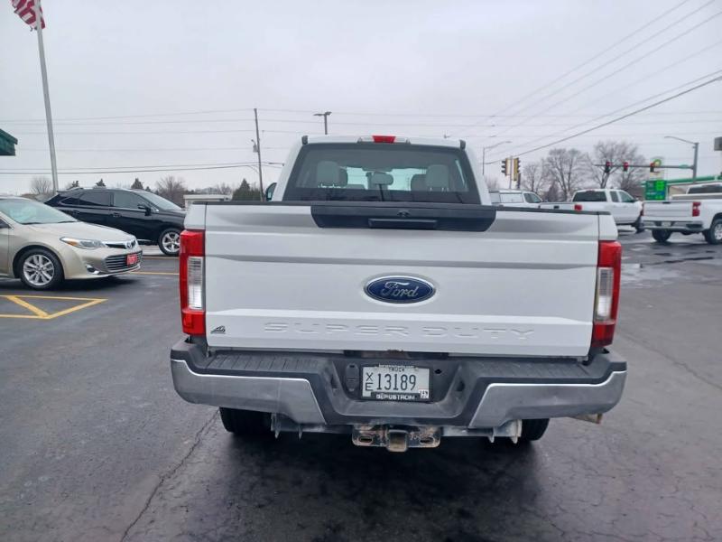 Ford F-250 SD XL Crew Cab 4WD 2019