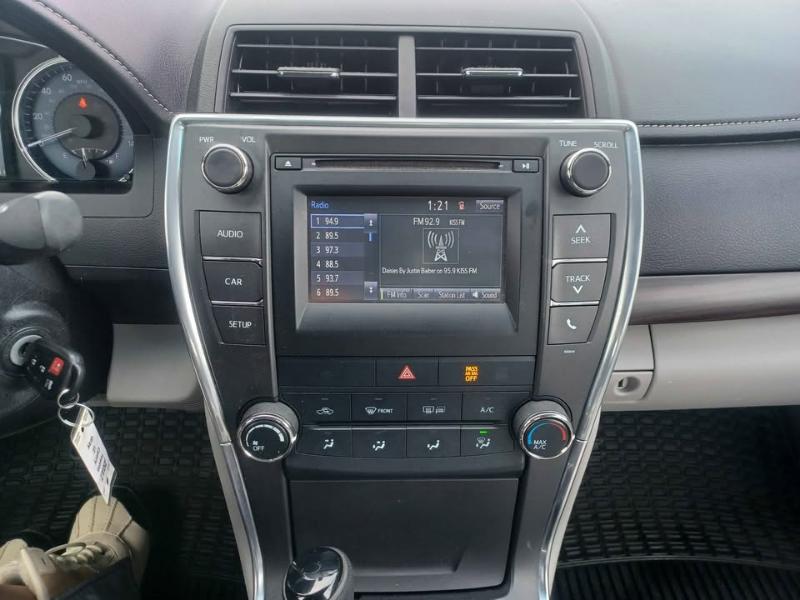 Toyota Camry LE 2017