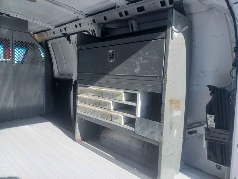 GMC Savana G2500 Cargo 2016