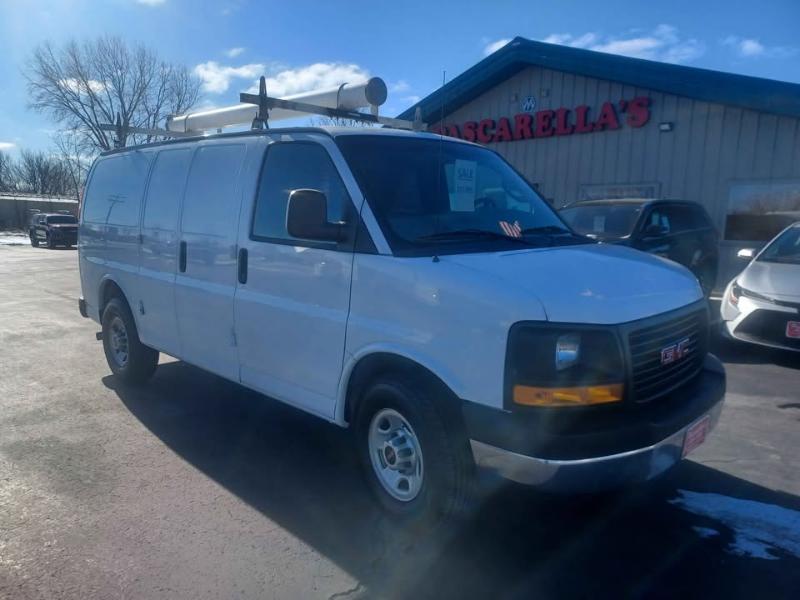GMC Savana G2500 Cargo 2016