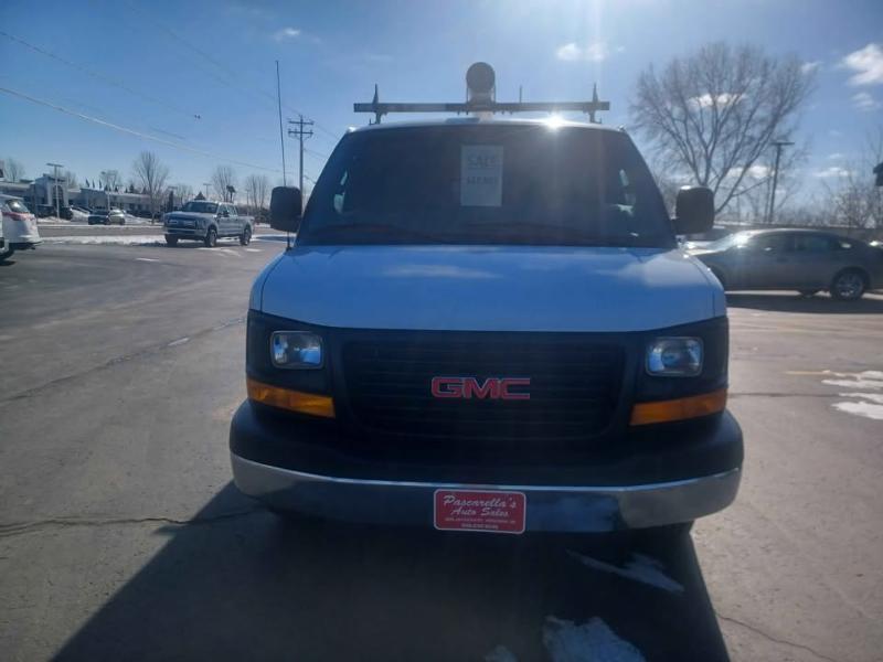 GMC Savana G2500 Cargo 2016