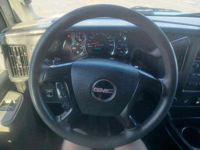 GMC Savana G2500 Cargo 2016