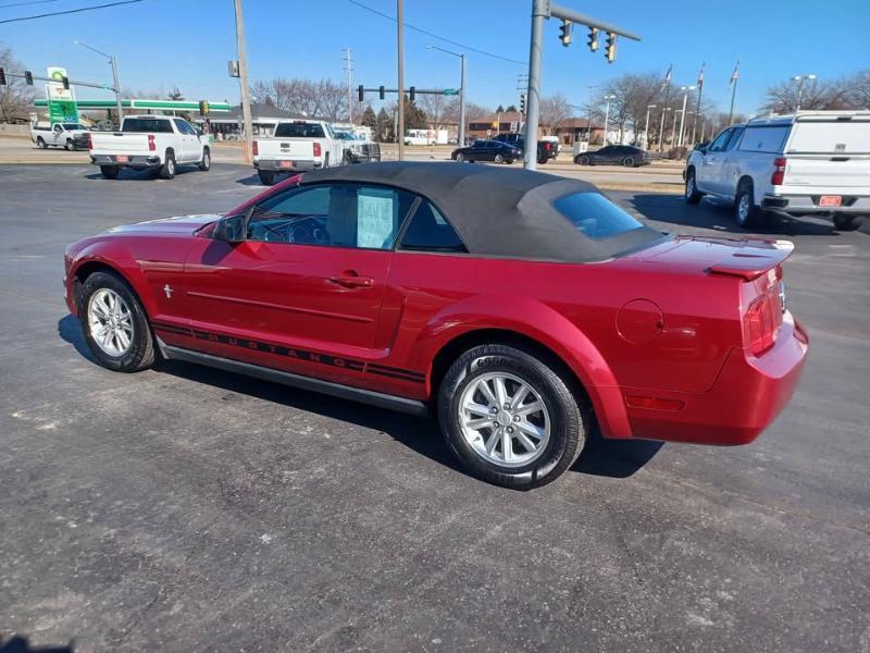 Ford Mustang Convertible 2007