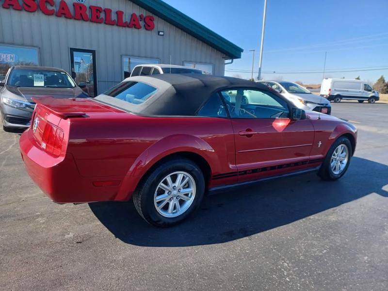 Ford Mustang Convertible 2007