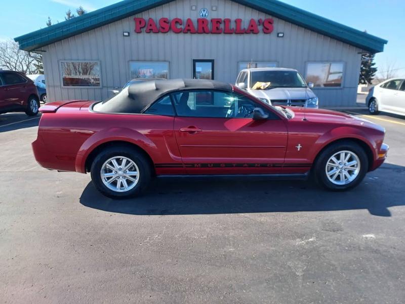 Ford Mustang Convertible 2007
