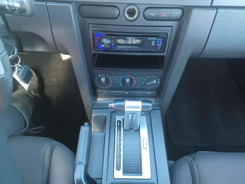 Ford Mustang Convertible 2007