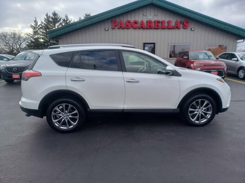 Toyota RAV4 Limited AWD 2018