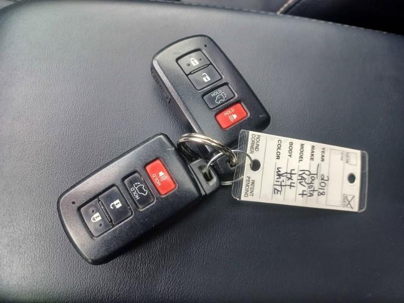Toyota RAV4 Limited AWD 2018