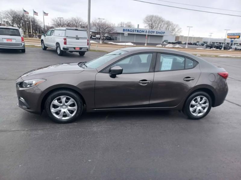 Mazda MAZDA3 i Sport 4D Sedan 2015