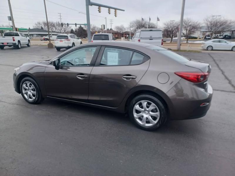 Mazda MAZDA3 i Sport 4D Sedan 2015