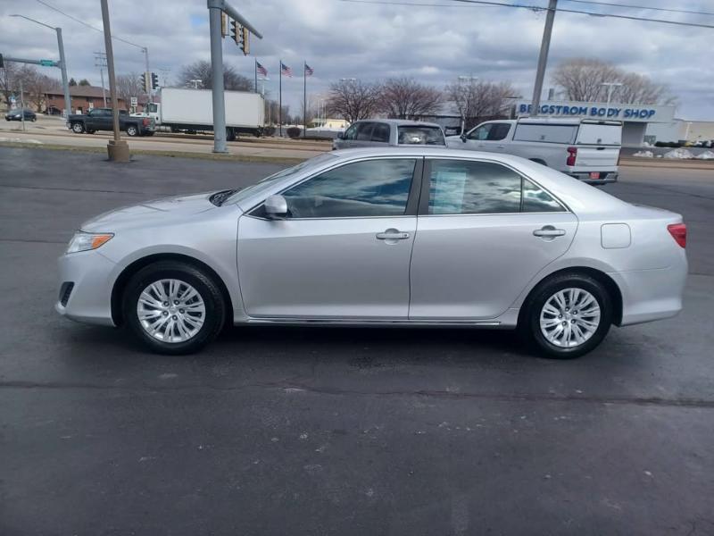 Toyota Camry LE 2012