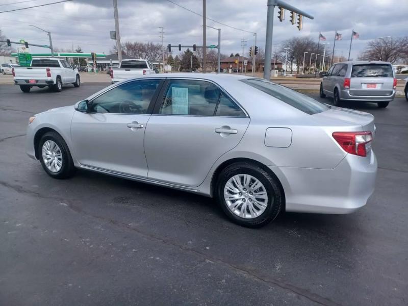 Toyota Camry LE 2012
