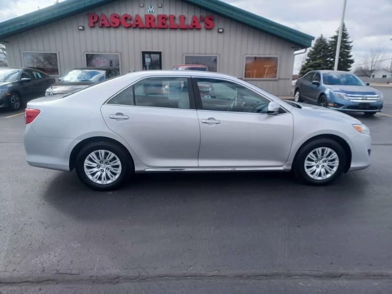 Toyota Camry LE 2012