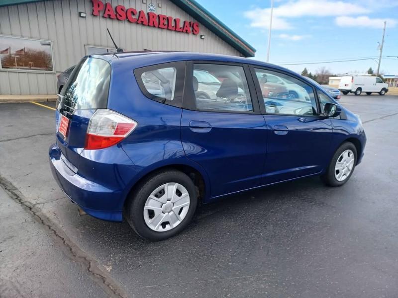 Honda Fit 5-Speed MT 2013
