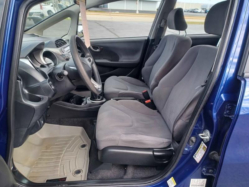 Honda Fit 5-Speed MT 2013