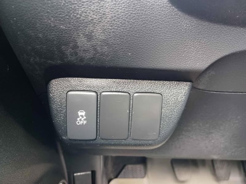 Honda Fit 5-Speed MT 2013