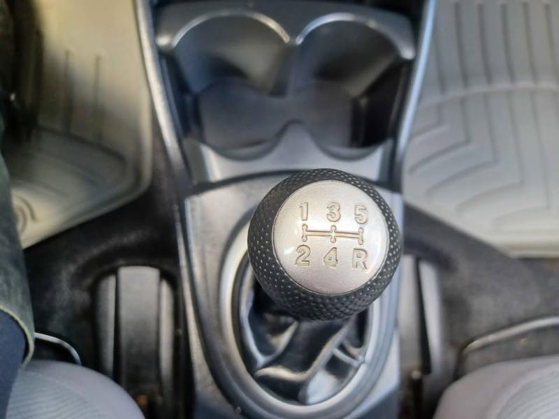 Honda Fit 5-Speed MT 2013
