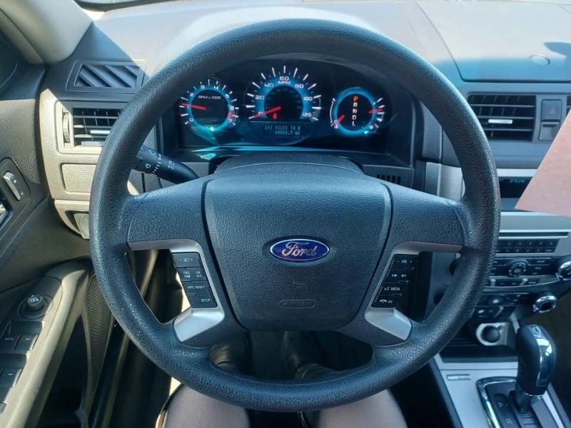 Ford Fusion I4 SE 2011