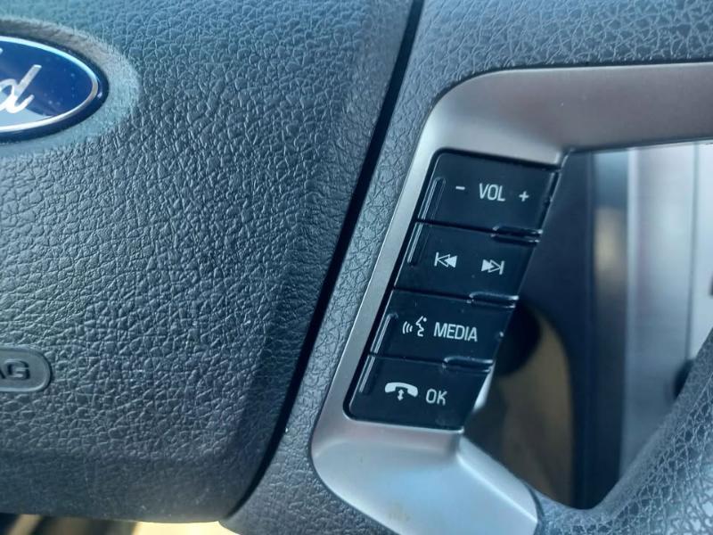 Ford Fusion I4 SE 2011