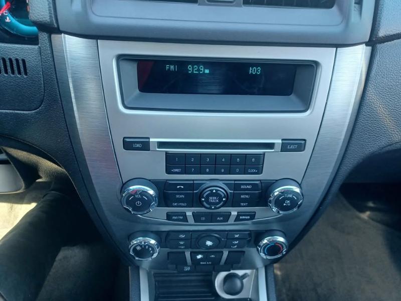 Ford Fusion I4 SE 2011