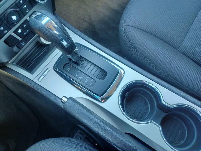 Ford Fusion I4 SE 2011