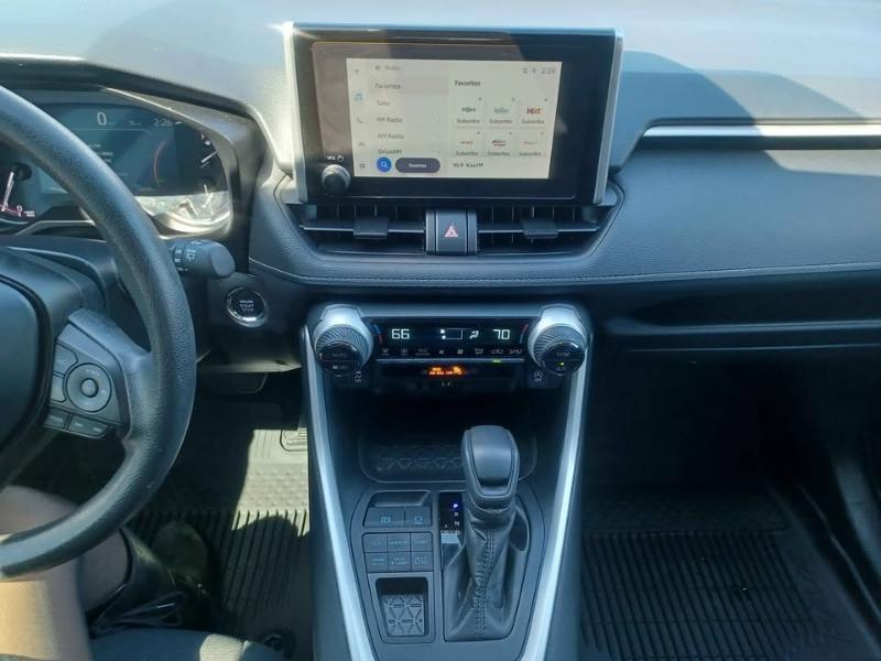 Toyota RAV4 XLE AWD 2024