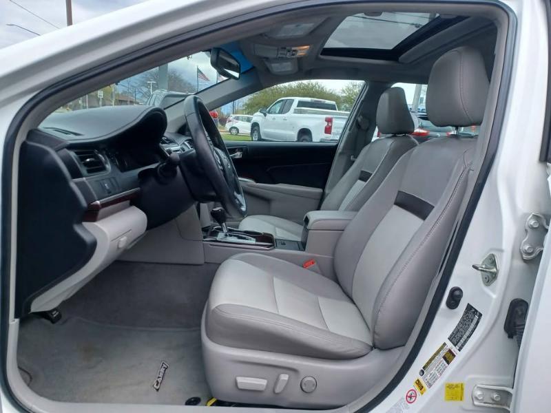 Toyota Camry XLE 2014