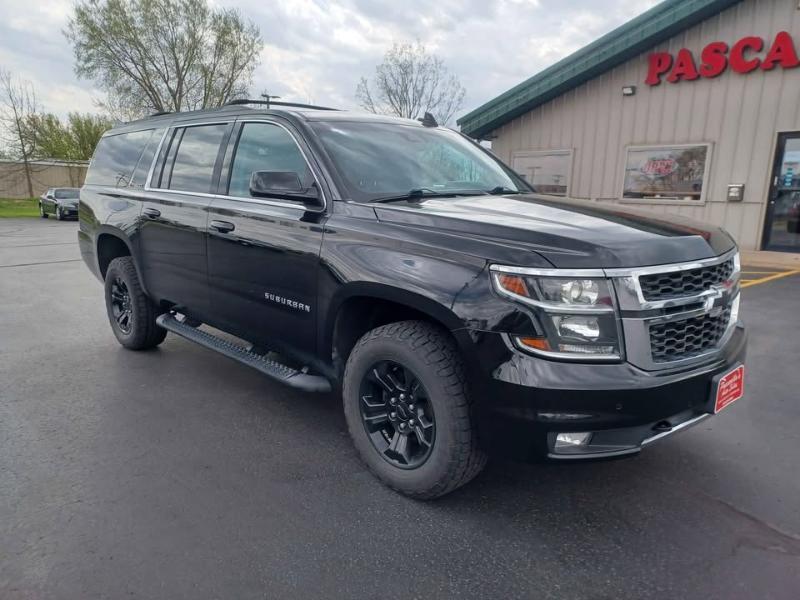 Chevrolet Suburban  2019
