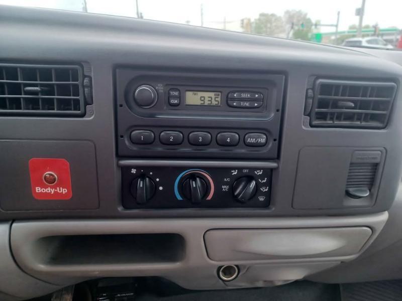 Ford F-350 SD Lariat Reg. Cab 2WD DRW 2000