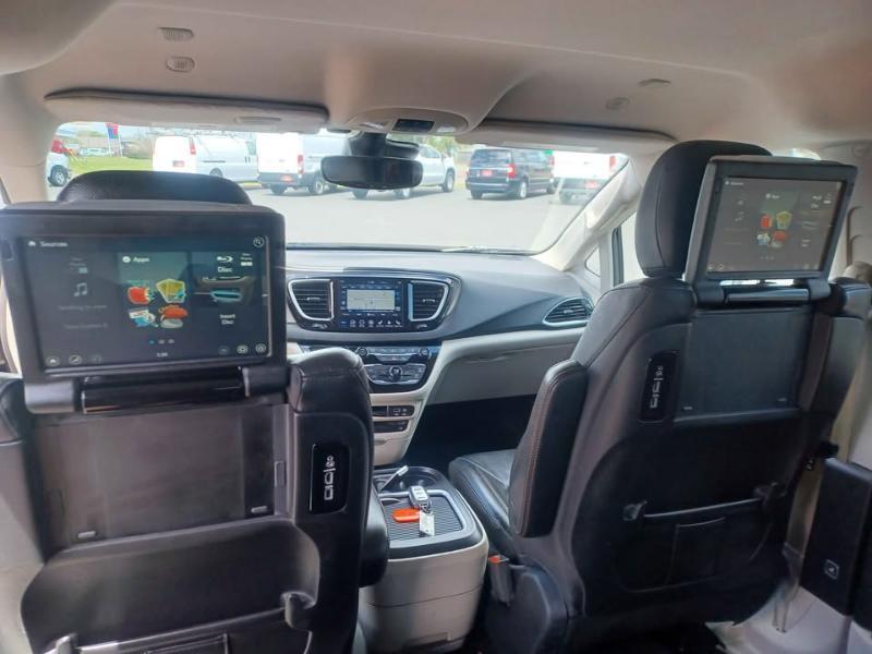 Chrysler Pacifica Touring-L Plus 2020