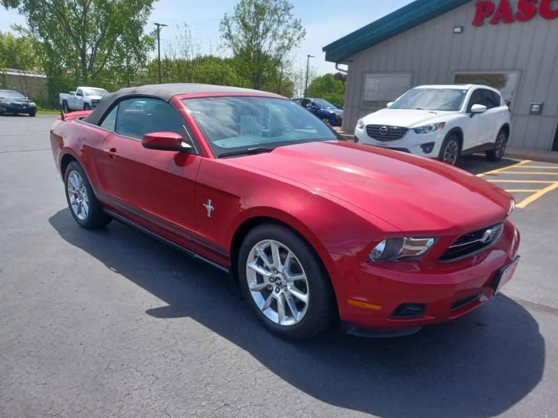 Ford Mustang V6 Convertible 2010