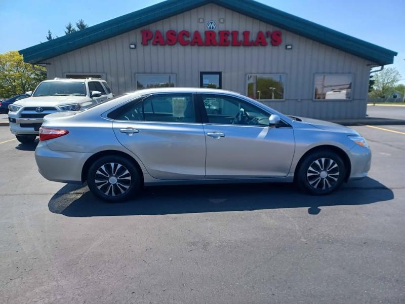Toyota Camry LE 2015