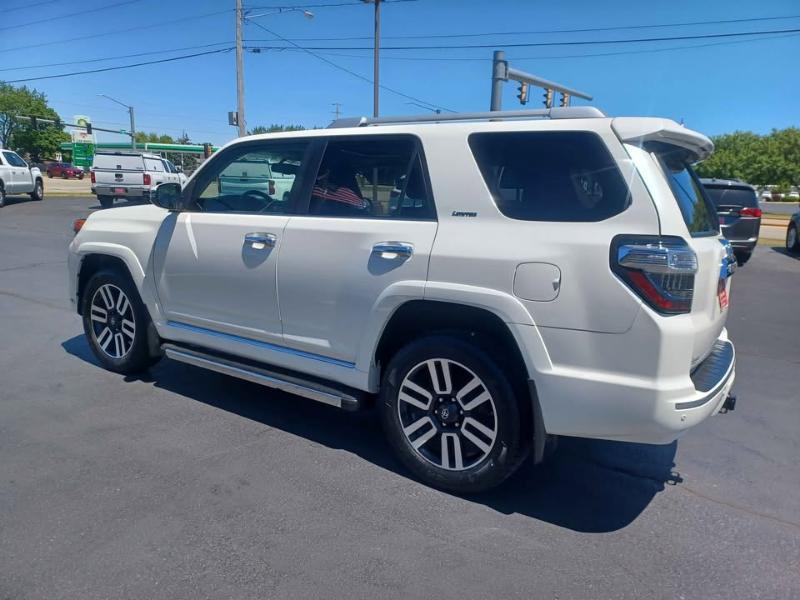 Toyota 4Runner Limited 4WD V6 2016