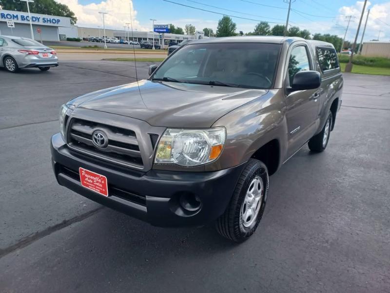 Toyota Tacoma Regular Cab 2WD 2009
