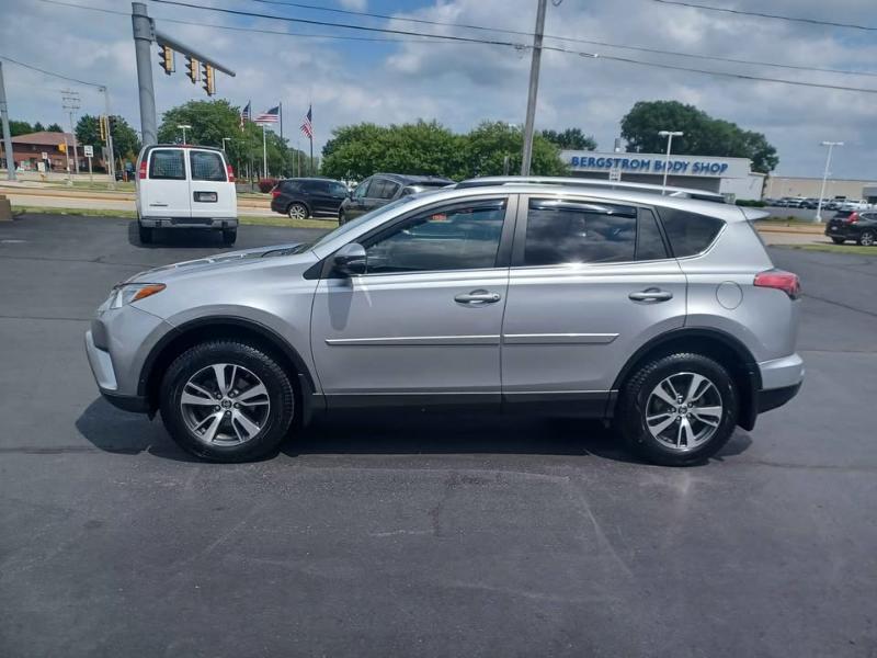 Toyota RAV4 XLE AWD 2018