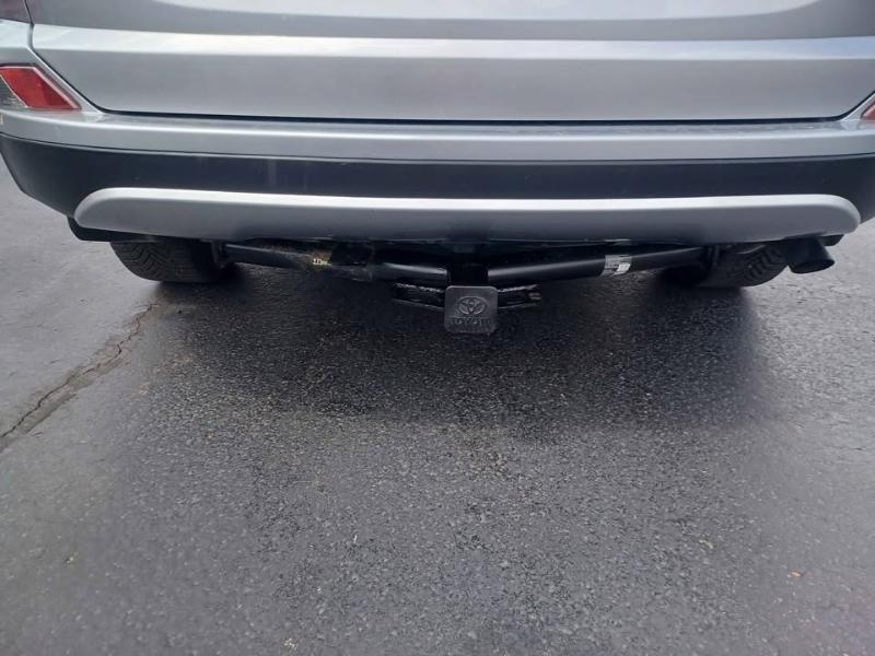 Toyota RAV4 XLE AWD 2018