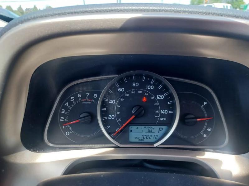 Toyota RAV4 LE AWD 2015