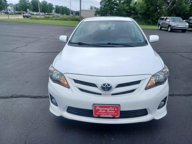 Toyota Corolla S 2011