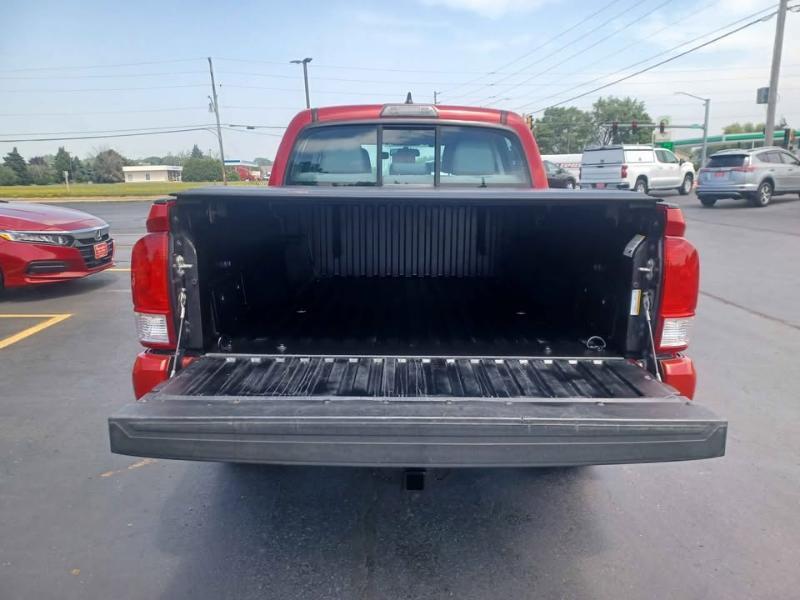Toyota Tacoma SR5 Double Cab 4WD V6 2016