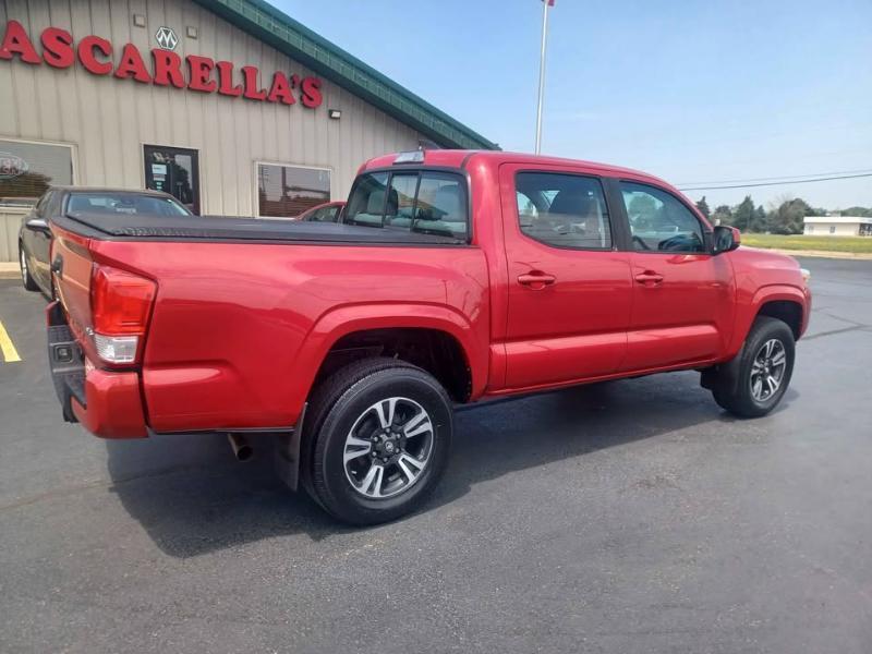 Toyota Tacoma SR5 Double Cab 4WD V6 2016