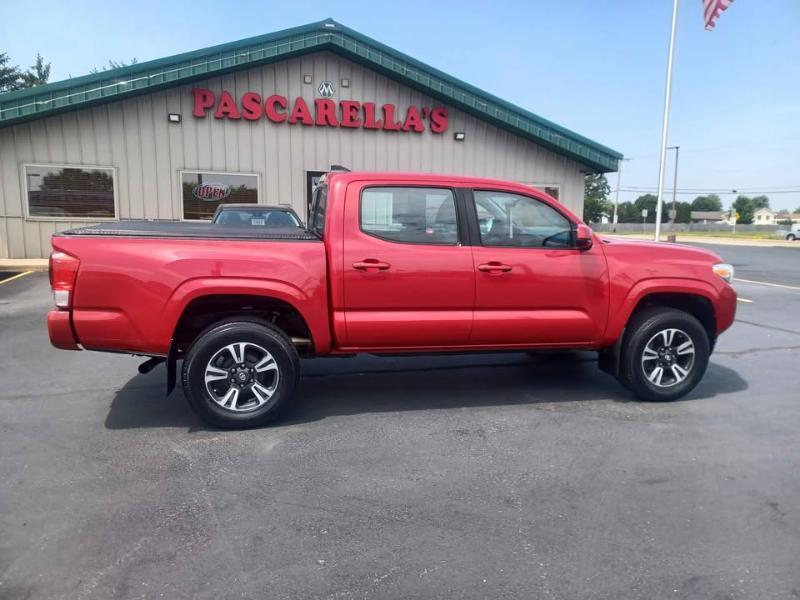 Toyota Tacoma SR5 Double Cab 4WD V6 2016