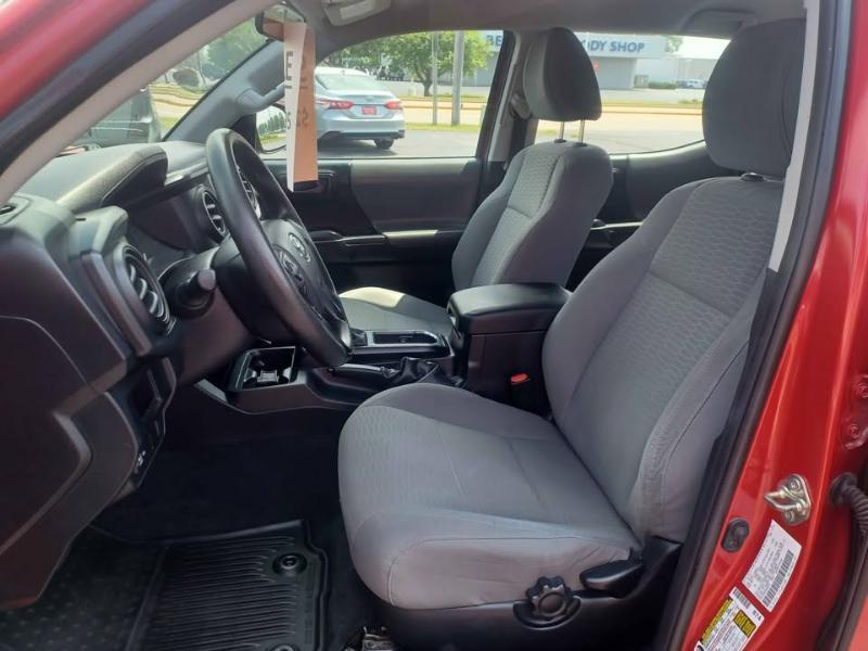 Toyota Tacoma SR5 Double Cab 4WD V6 2016