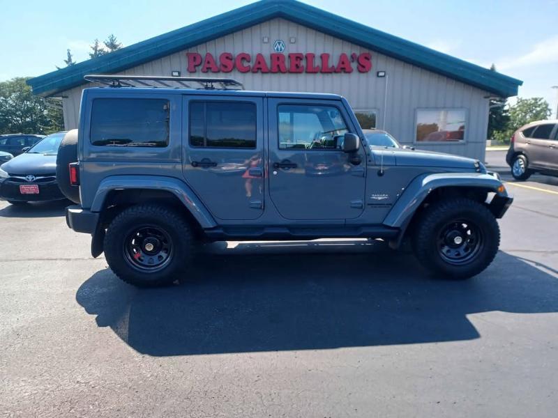Jeep Wrangler Unlimited Sahara 4WD 2015