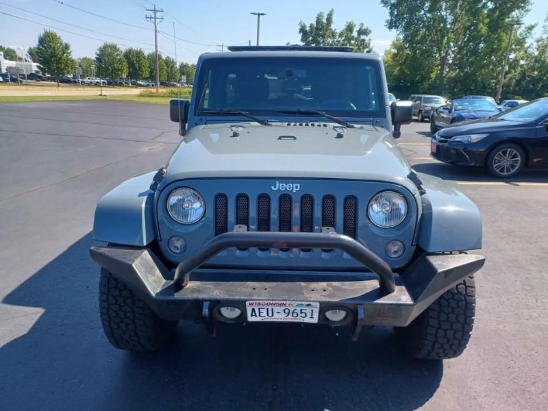 Jeep Wrangler Unlimited Sahara 4WD 2015
