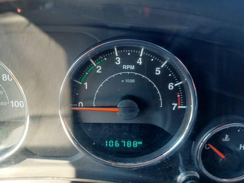 Jeep Wrangler Unlimited Sahara 4WD 2015