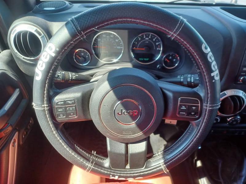 Jeep Wrangler Unlimited Sahara 4WD 2015