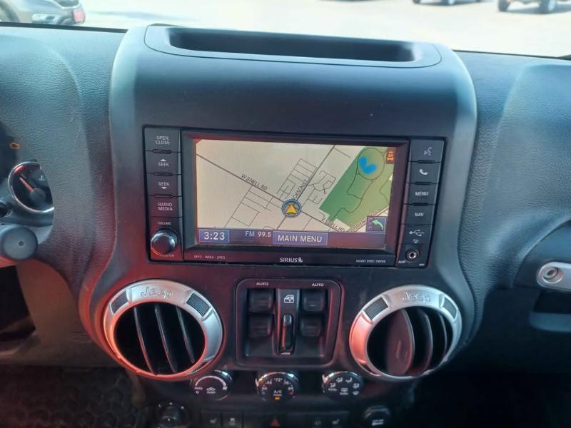 Jeep Wrangler Unlimited Sahara 4WD 2015