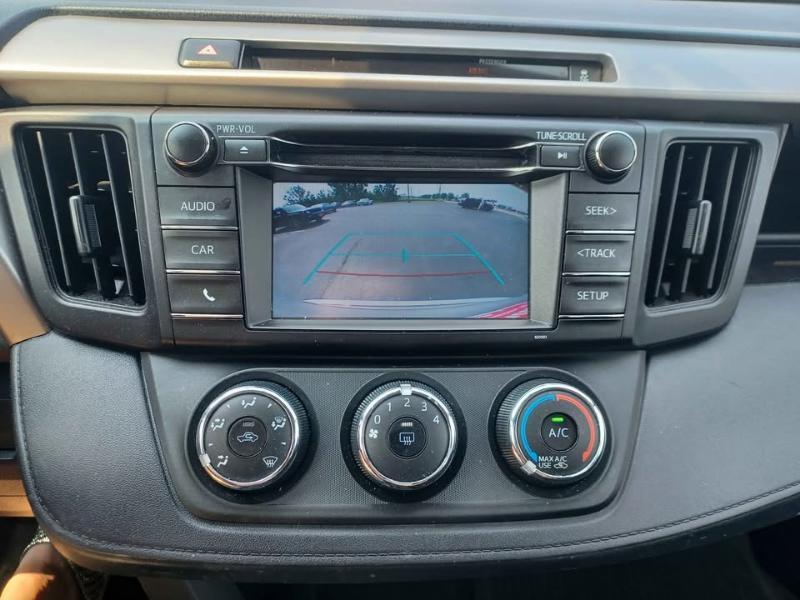 Toyota RAV4 LE AWD 2016