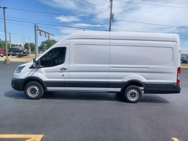 Ford Transit  2025